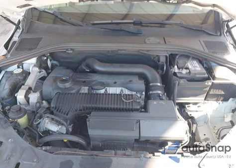 2013 Volvo S60 T5 z USA, uszkodzony, nr VIN YV1612FS6D2207492